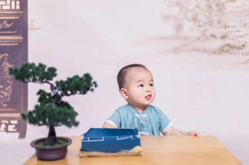 孝感三个月宝宝抬头不稳